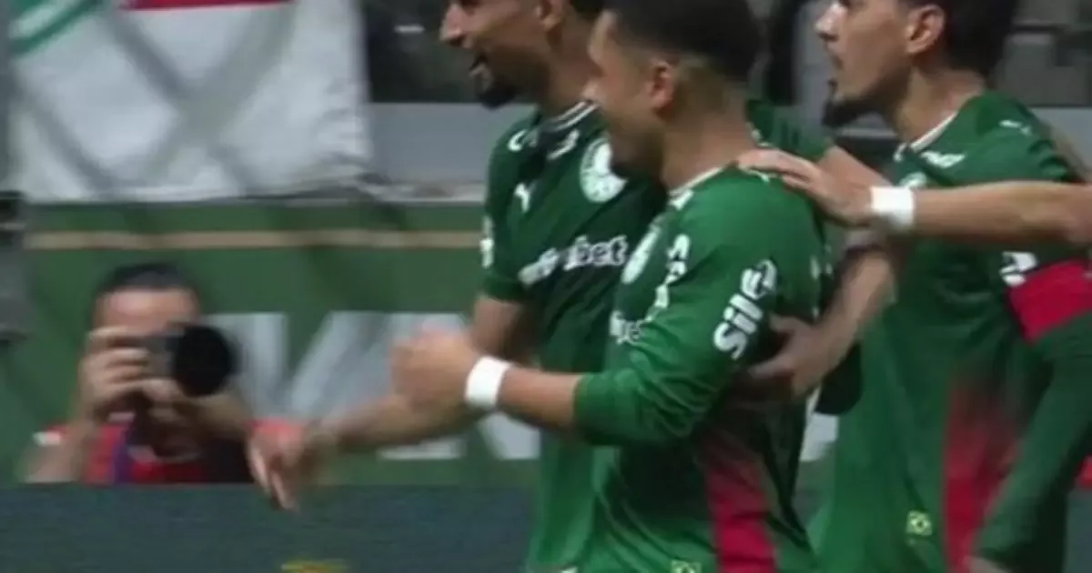 Vitor Roque marca contra o São Paulo e mira classificação diante da LDU