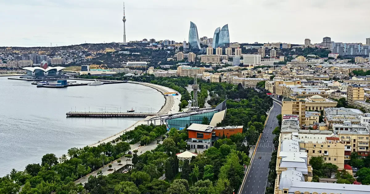 Fórmula 2 terá duas corridas principais no Azerbaijão em 2026