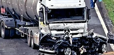 Colisão na SP-332 deixa um morto e causa vazamento de combustível em Paulínia