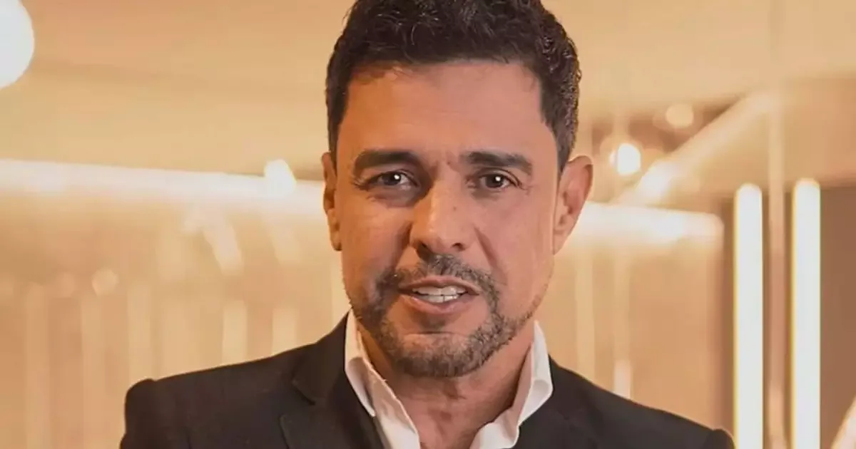 Em show em Frutal, Zezé Di Camargo relaciona luto a cenário político