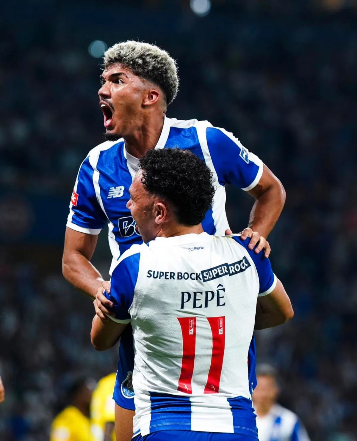 William Gomes ganha protagonismo no Porto após permanecer longe do mercado europeu