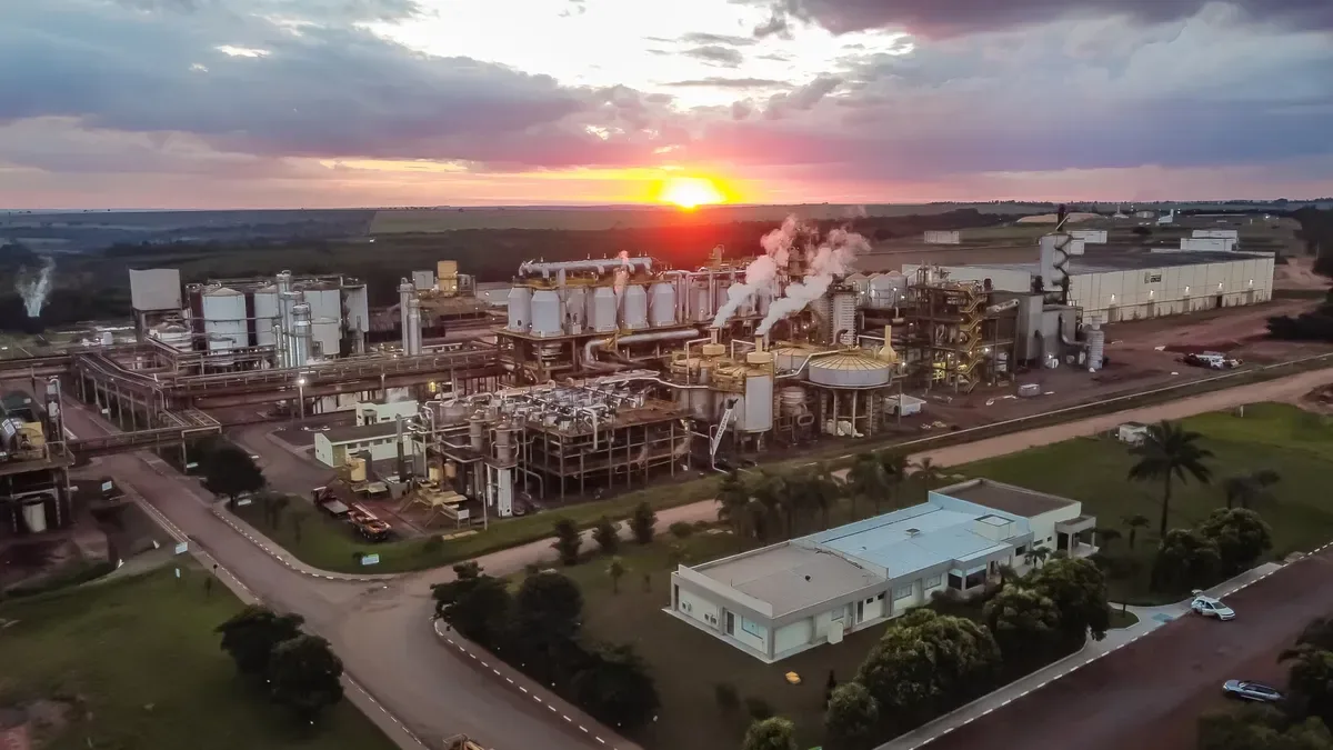 Exportações e produção sustentam avanço do etanol no Centro-Sul em agosto