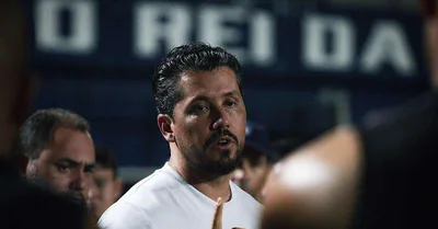 Remo retoma treinos sob pressão antes de duelo decisivo contra o Grêmio