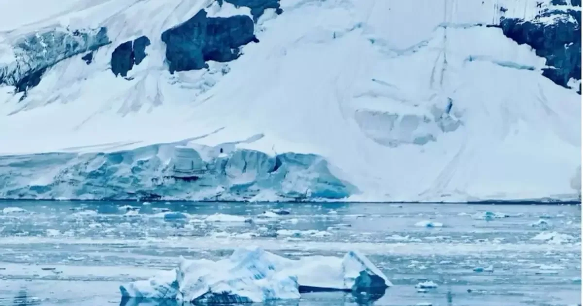 Estudo projeta perda de gelo na Antártica mesmo com limite de aquecimento