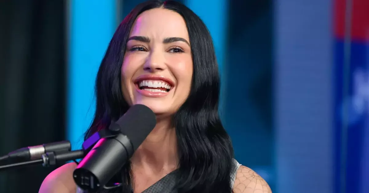 Demi Lovato conta como terapia e exercícios fazem parte da rotina de saúde