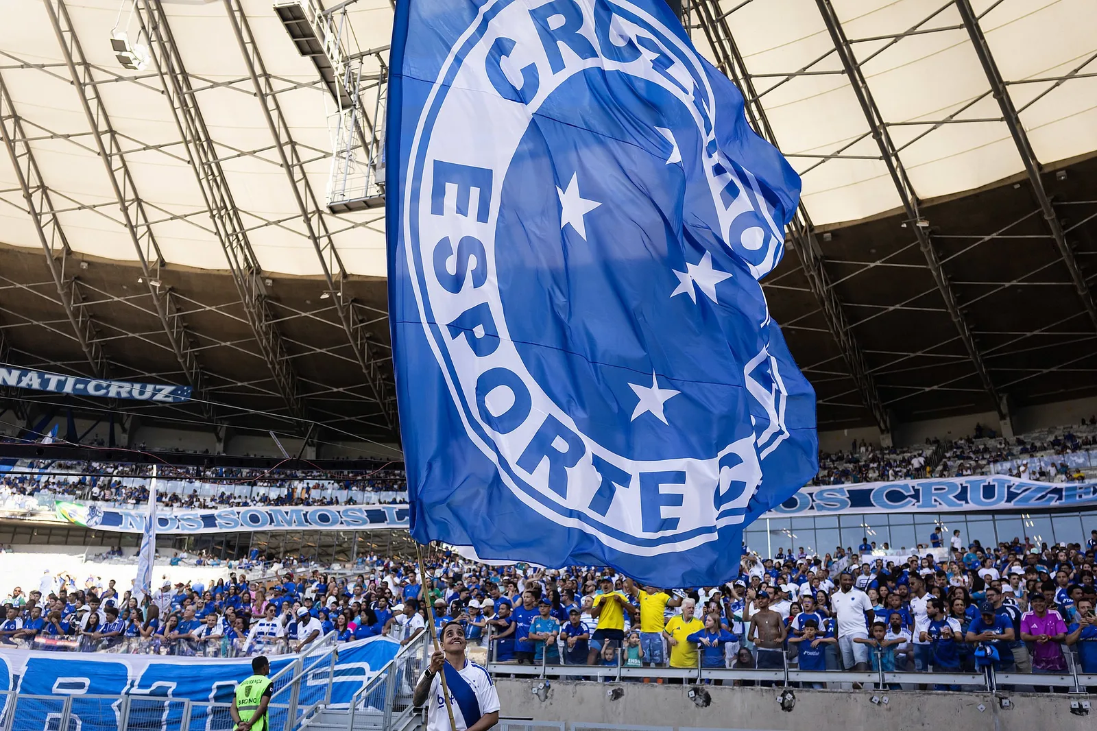 Cruzeiro busca recuperação diante do Athletico-PR no Brasileirão