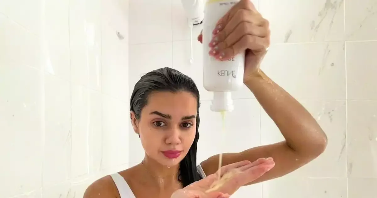 Lavagem diária do cabelo não aumenta a queda, explica dermatologista