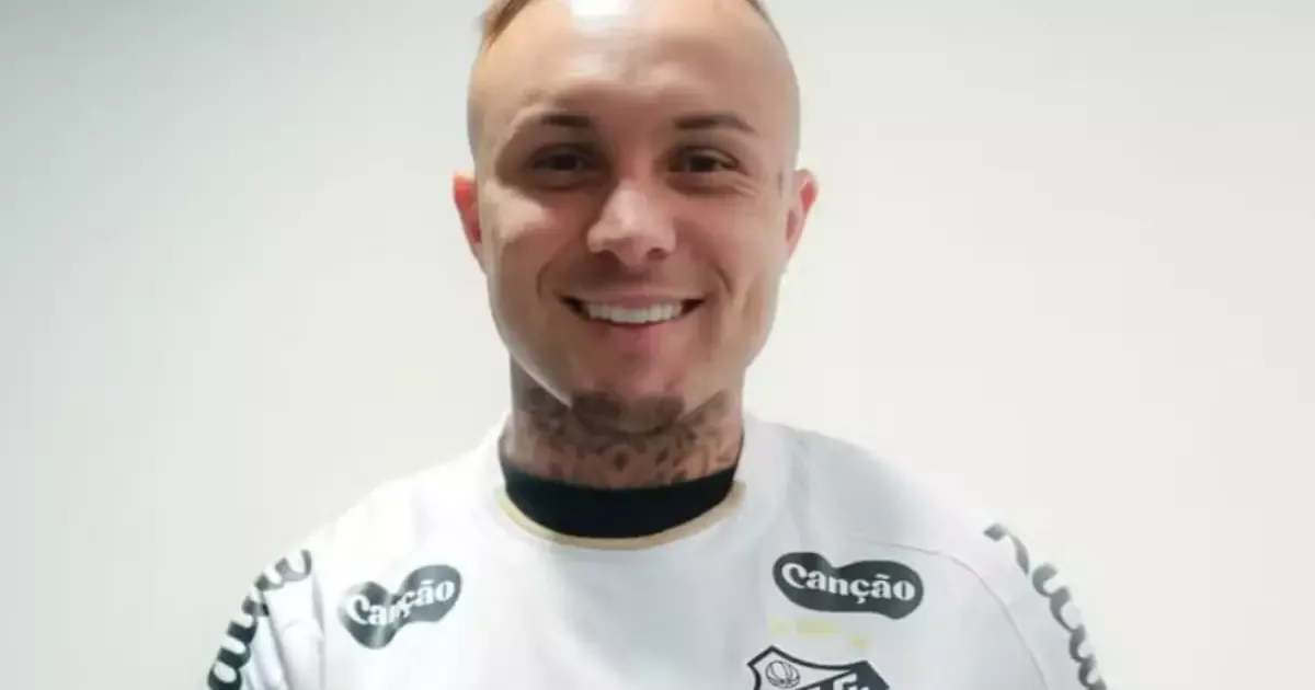 Everton Cebolinha pode estrear pelo Santos contra o Cruzeiro neste sábado