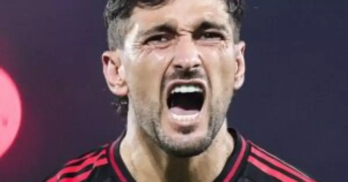 Arrascaeta fratura punho esquerdo e deve passar por cirurgia, diz Flamengo