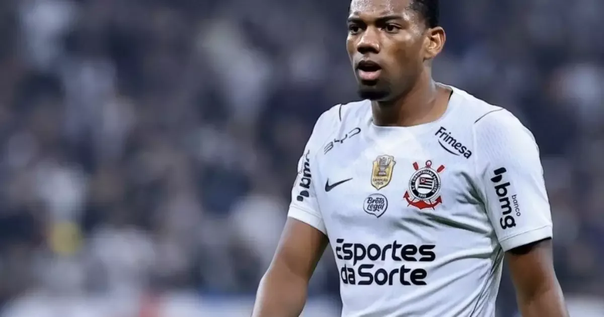 Raniele lidera ranking de faltas cometidas pelo Corinthians no Brasileirão
