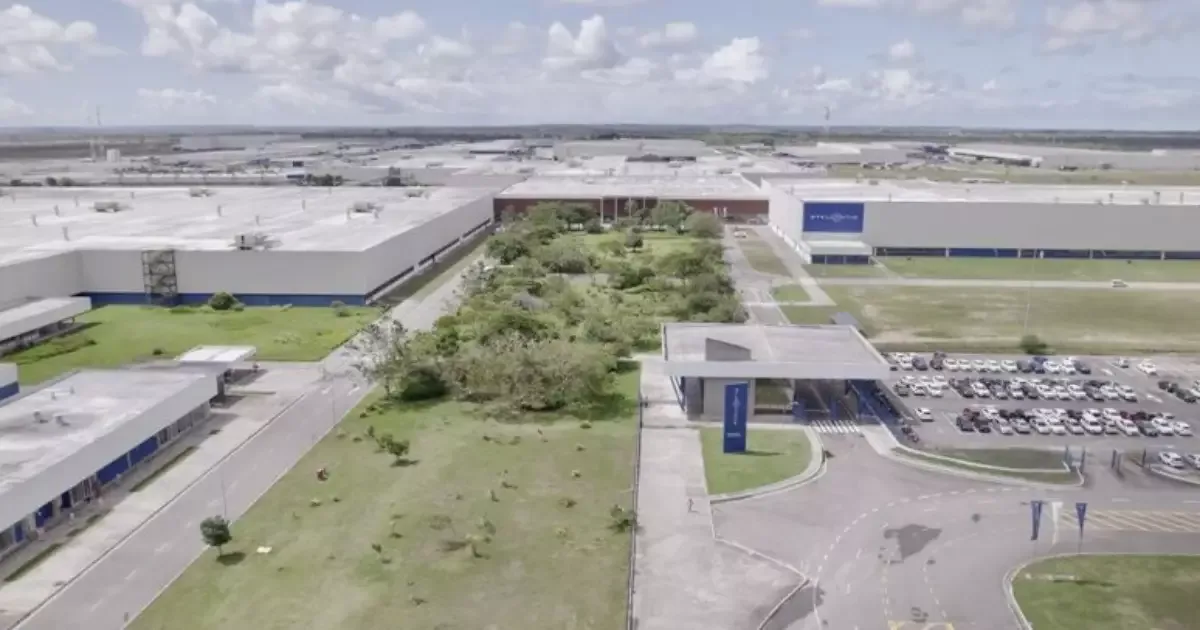 Fábrica da Stellantis em Goiana exporta 300 mil veículos desde 2015