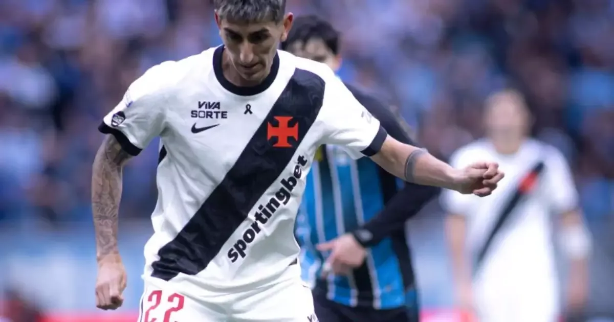 Lescano participa de virada do Vasco e ganha destaque na estreia pelo clube
