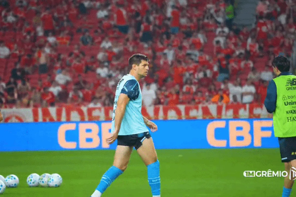 Kannemann mantém papel decisivo no Grêmio apesar de perder espaço no time
