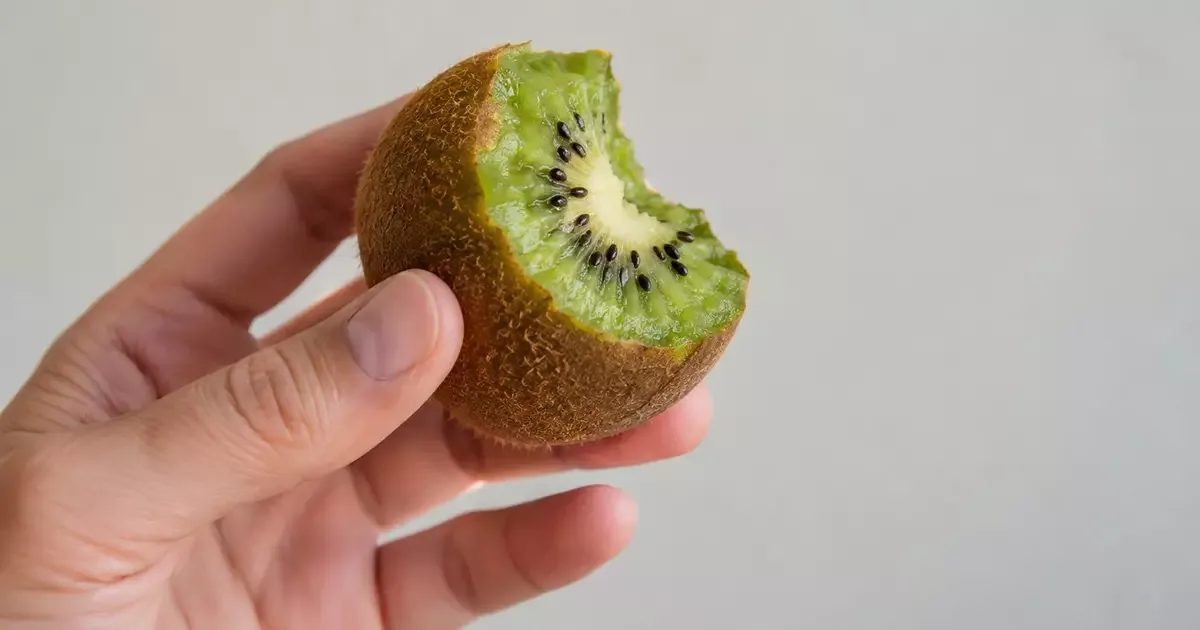 Kiwi pode contribuir para o intestino, mas não trata todo tipo de inchaço