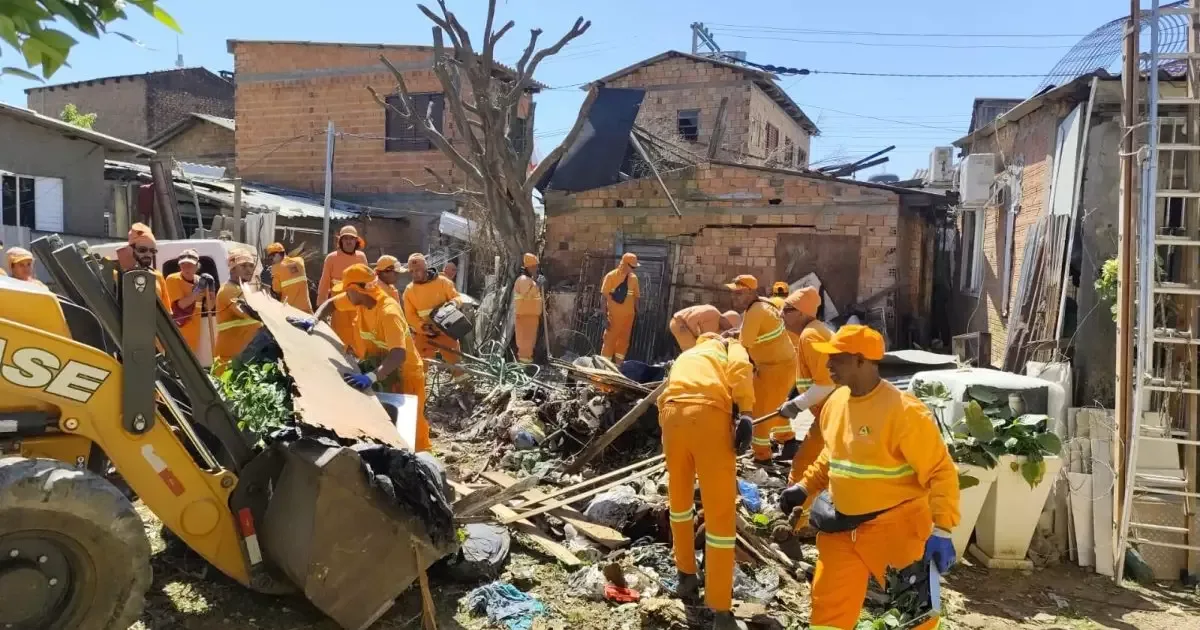 Fiscalização em Porto Alegre recolhe 83 quilos de fios e autua sete ferros-velhos