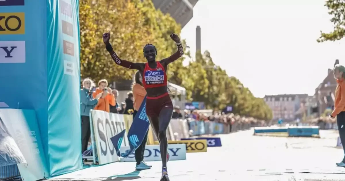 Agnes Ngetich estabelece recorde mundial em meia maratona feminina