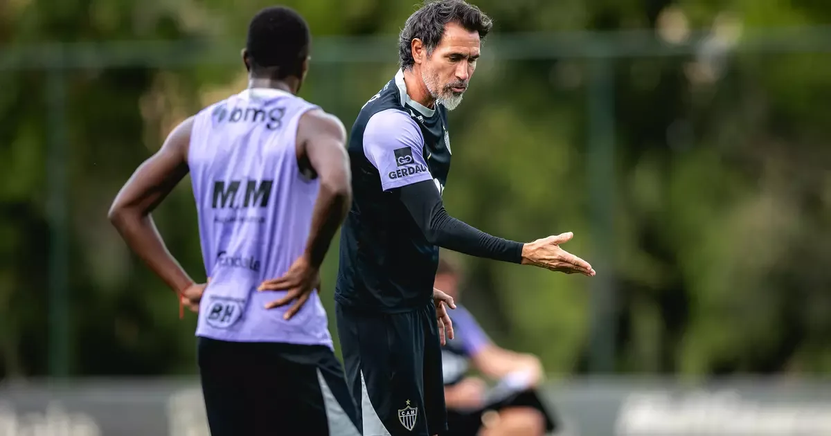 Léo Duarte é liberado pelo departamento médico e reforça opções do Atlético