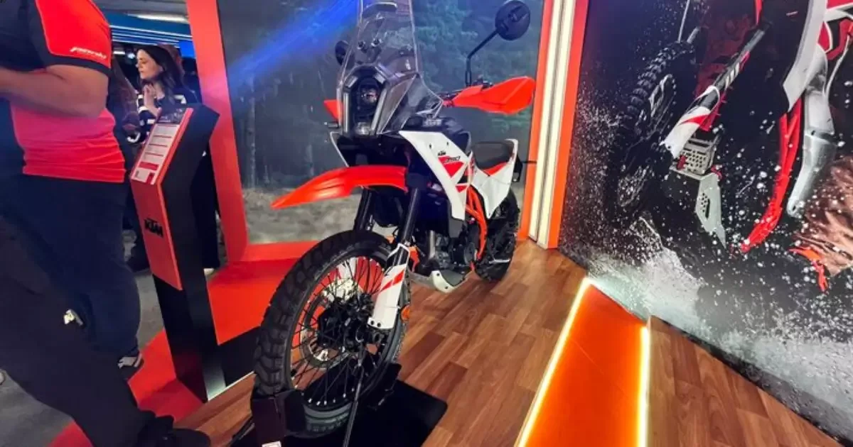 KTM 390 Adventure estreia no Brasil em versões X e R