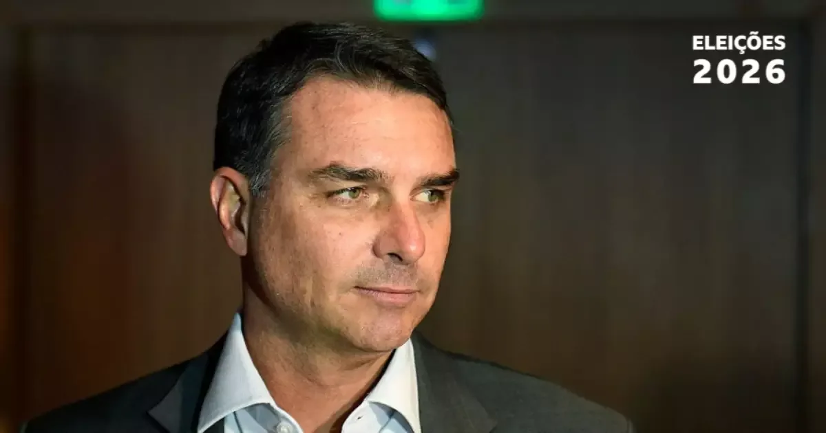 Sem Lula, debate da Globo aumenta exposição de Flávio Bolsonaro