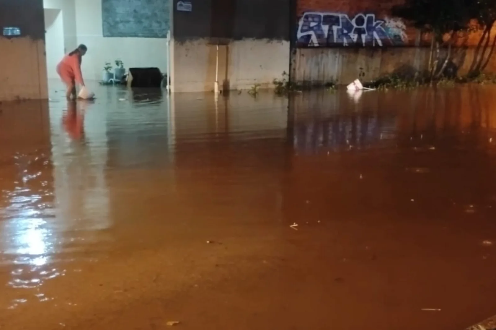 Chuvas atingem 45 municípios do Paraná e deixam 131 pessoas fora de casa