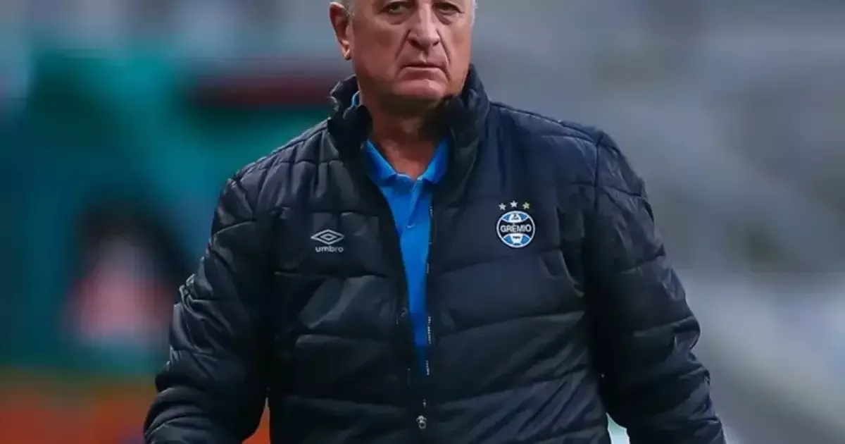 Amuzu volta aos treinos e pode reforçar o Grêmio contra o Botafogo