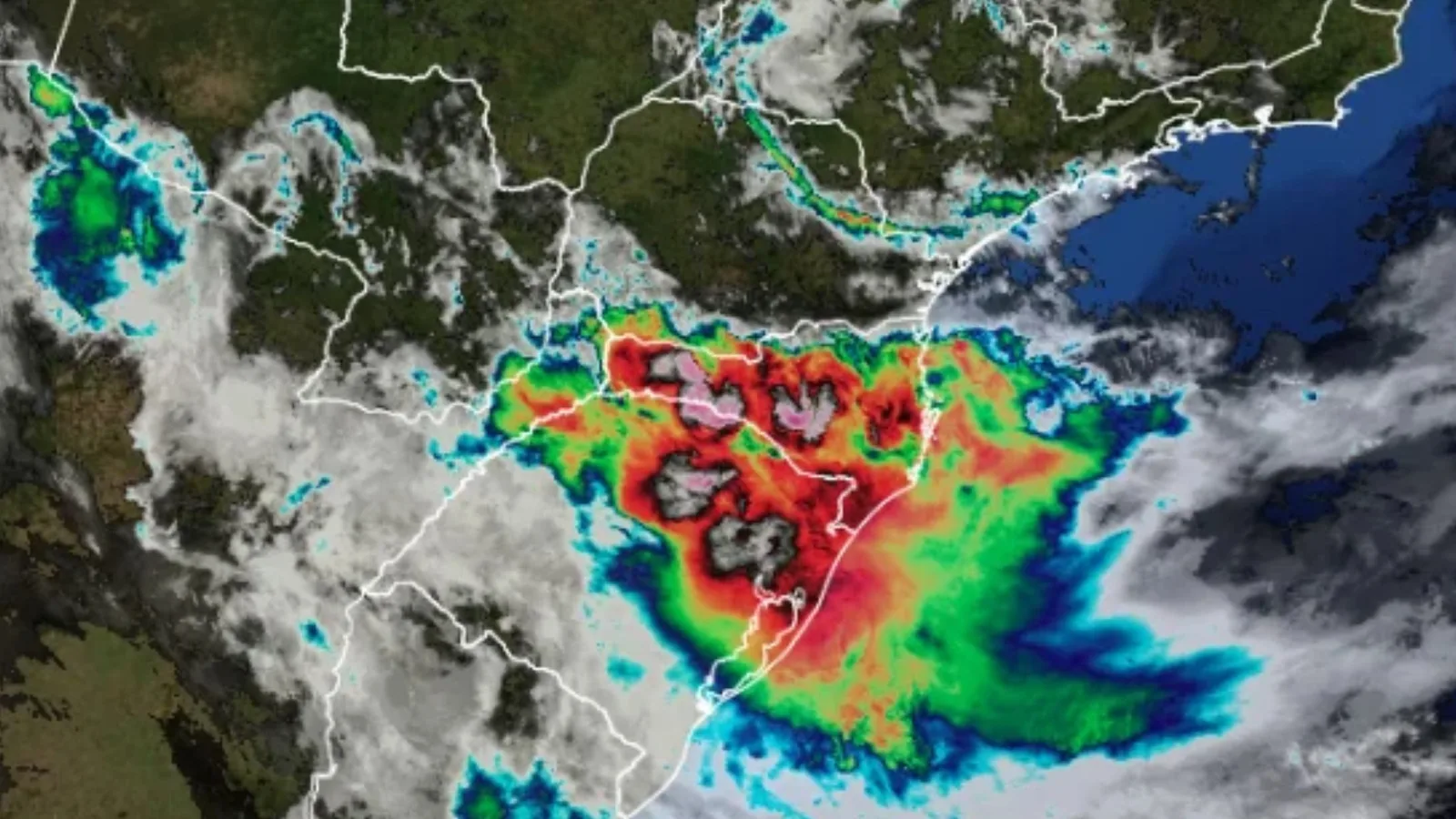 Paraná tem alerta para temporais e ventos de até 100 km/h nesta terça