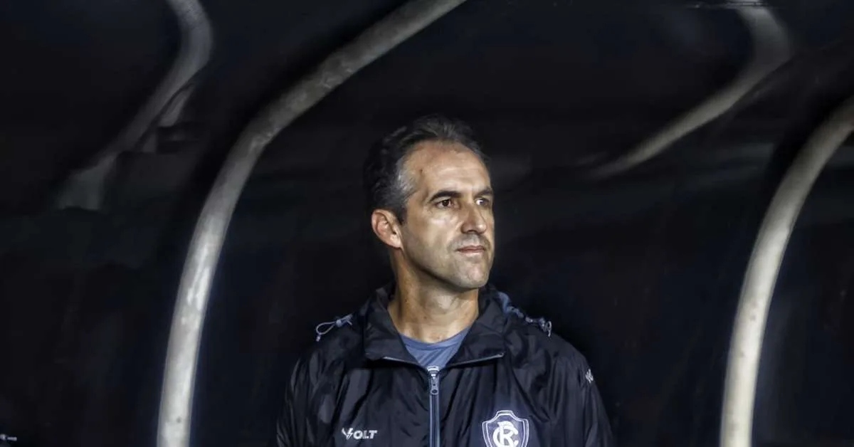 Remo perde para o Flamengo, mas Léo Condé mantém confiança na reação