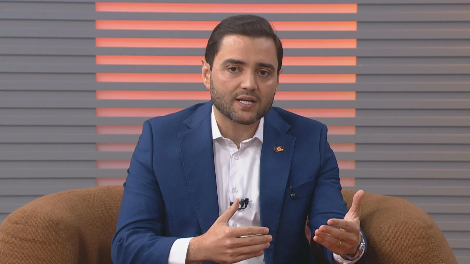 Gabriel Souza propõe ampliar recursos para acabar com fila do SUS em um ano