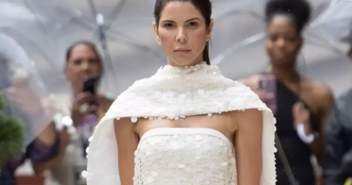 Swanmy Sampaio retoma desfiles em Nova York durante comemoração de carreira