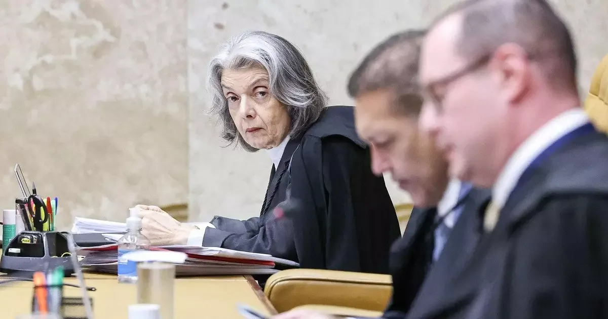 Cármen Lúcia e Fachin podem definir futuro de Moraes no STF