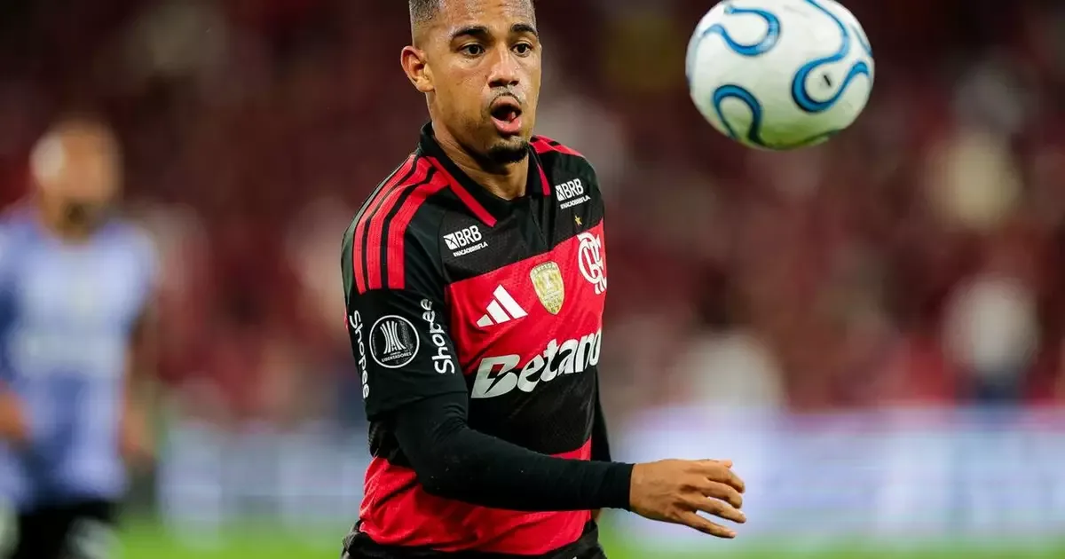 Flamengo terá três suspensos e precisa reformular meio-campo contra o Bragantino