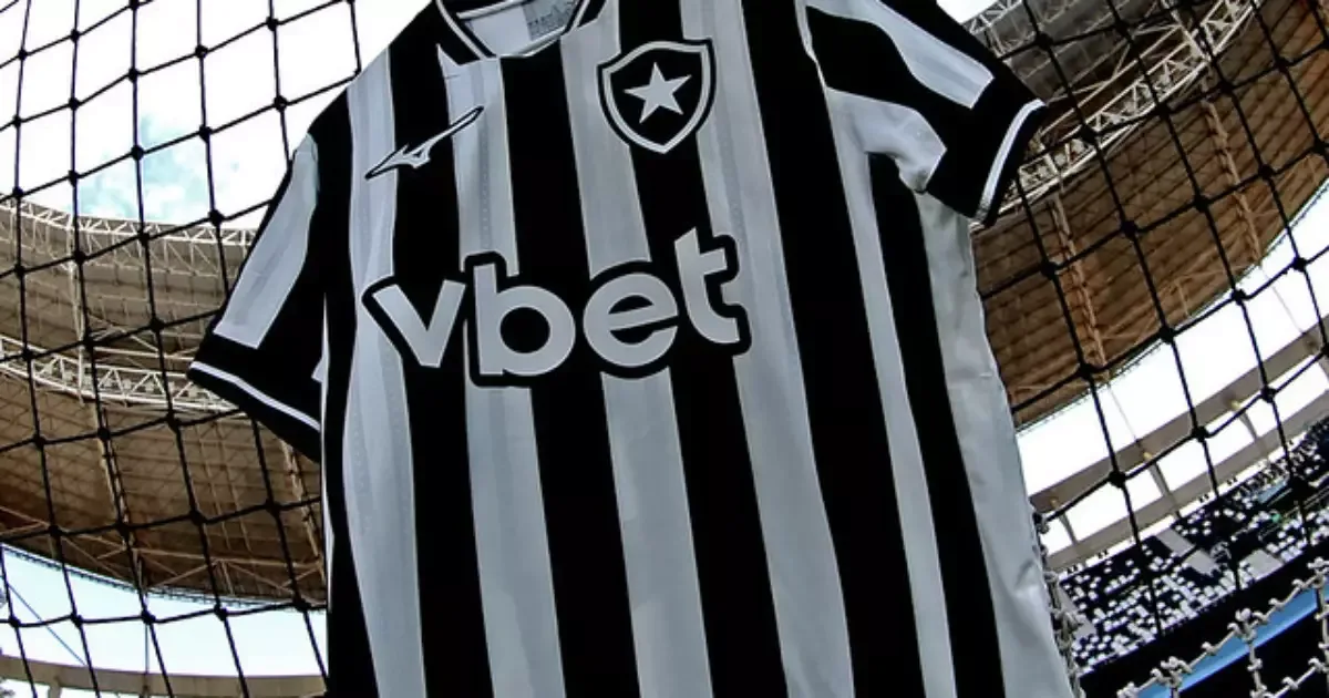 Juninho reforça equipe de MC Hariel na Kings League Brazil