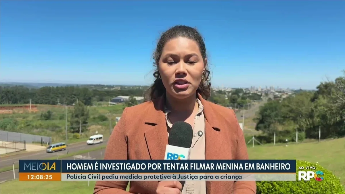 Menina encontra celular escondido em banheiro e polícia investiga tentativa de filmagem