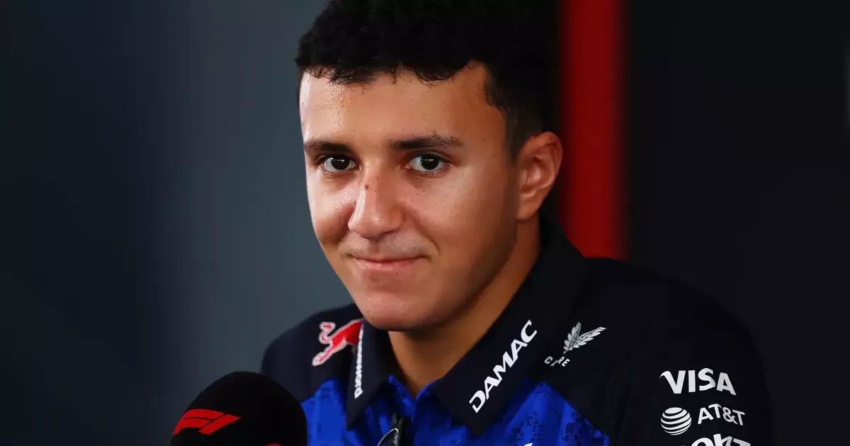 Hadjar perderá cinco posições no grid do GP do Bahrein