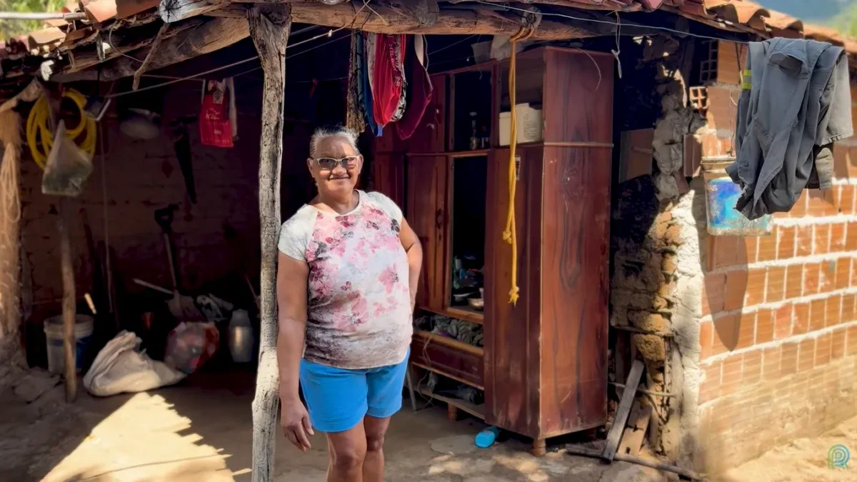 Fibra do caju e frutas do sítio viram alimentos vendidos em feiras no Ceará