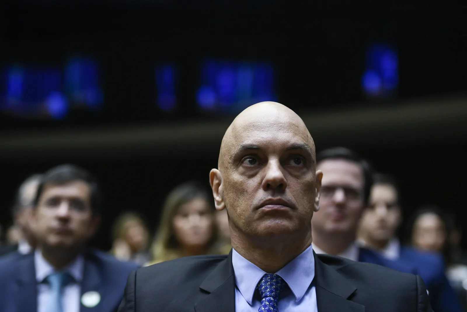 Pedido de Moraes contra Mendonça provoca críticas de advogados