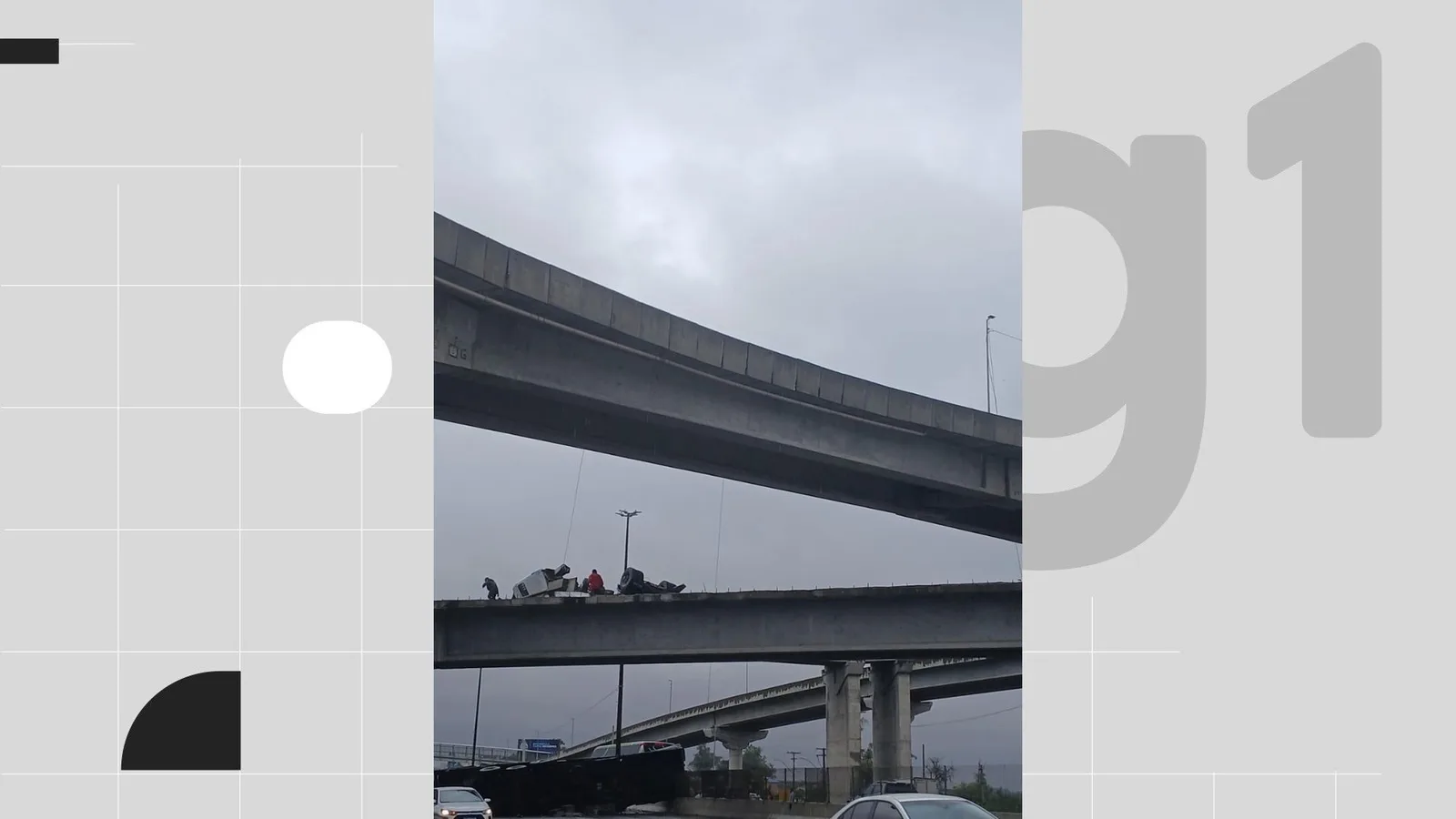 Dois homens morrem após caminhão cair de ponte na entrada de Porto Alegre