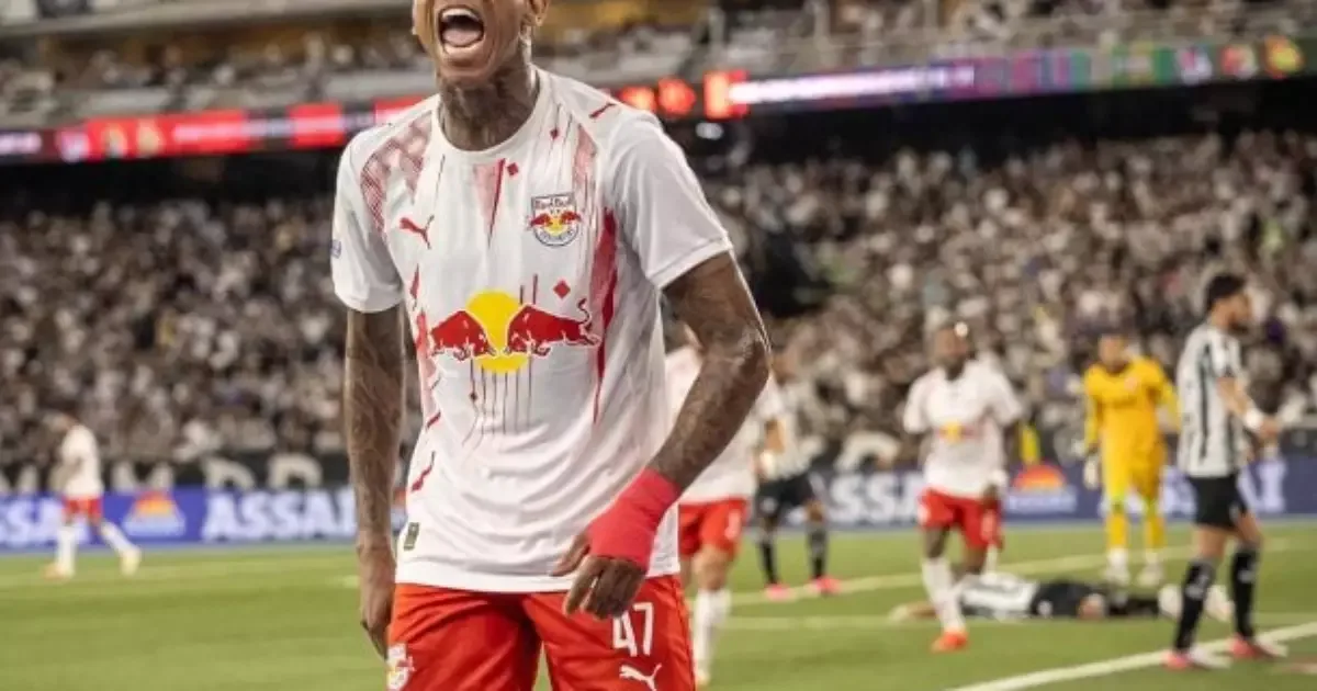 CBF considera incorreta expulsão de Wallace Yan contra o Botafogo