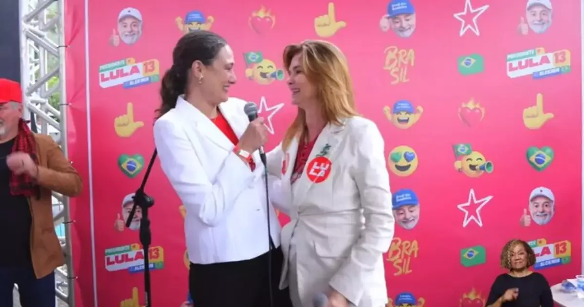 Fernanda Klitzke é homenageada em ato de Lula após abordagem da PM