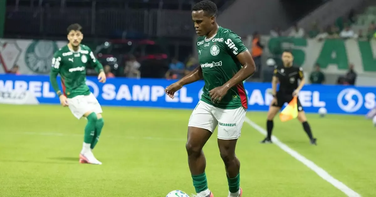 Palmeiras busca manter perseguição ao líder em duelo com o Grêmio