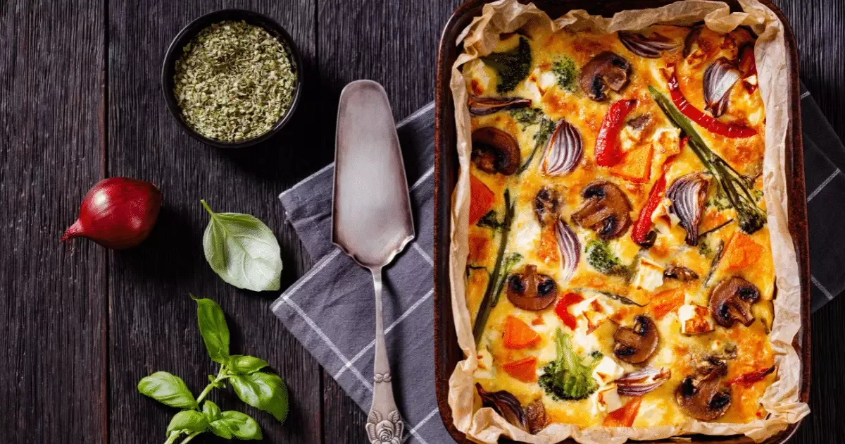 Cinco omeletes de forno com proteínas para variar o almoço