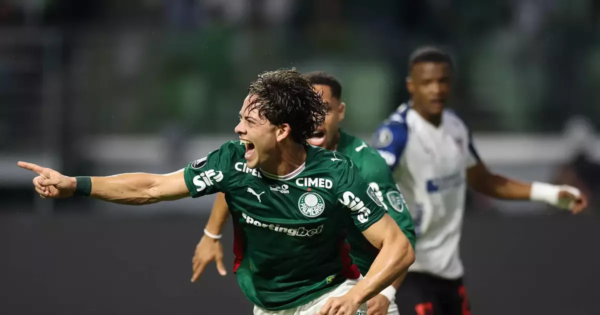 Palmeiras vence LDU e amplia invencibilidade em mata-matas da Libertadores em casa