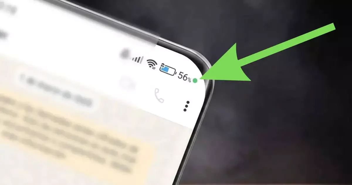 Pontos verde e laranja no celular indicam uso de câmera ou microfone