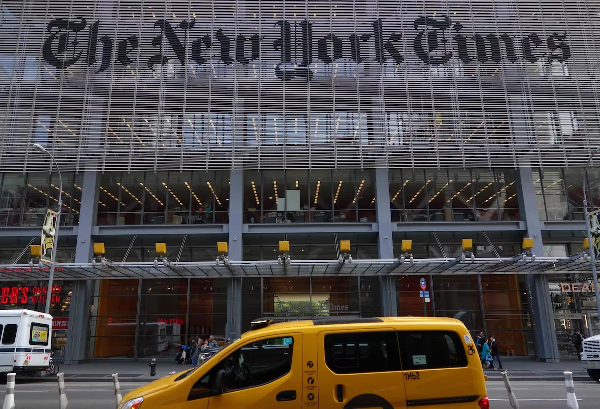 NYT e empresas de IA discutem uso de artigos em processo de direitos autorais
