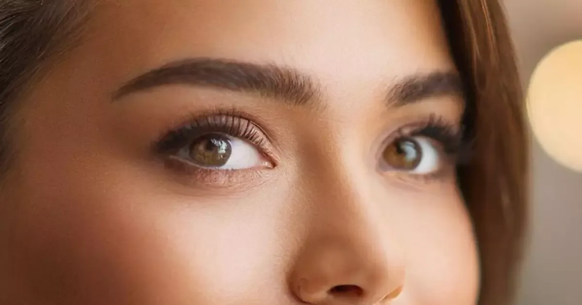 Blefaroplastia estruturada amplia análise antes da cirurgia das pálpebras