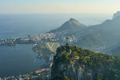 Tarifas maiores levam receita hoteleira do Rio a recorde para agosto