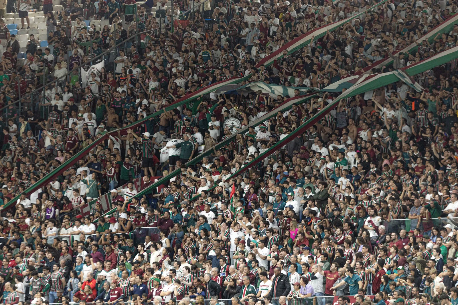 Fluminense e Vasco se destacam pelo volume de finalizações no Brasileirão