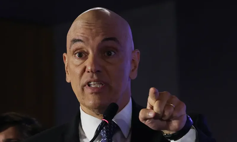 Moraes cancela pronunciamento após perder relatoria do inquérito das fake news