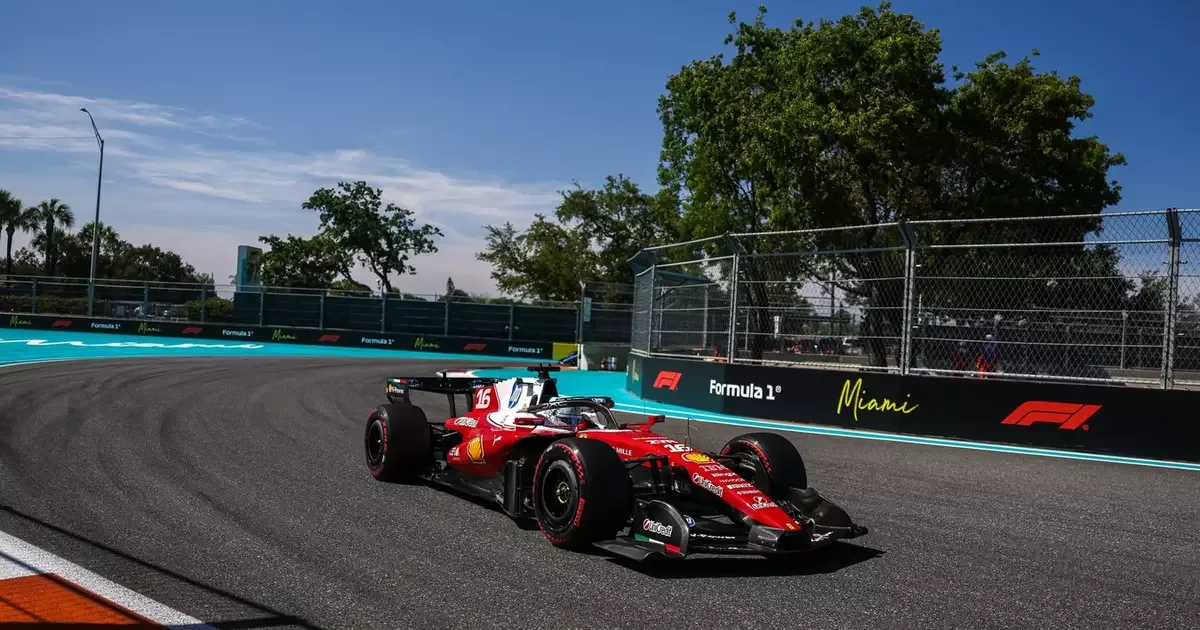 Leclerc cobra reação da Ferrari e mantém mistério sobre motor em Baku
