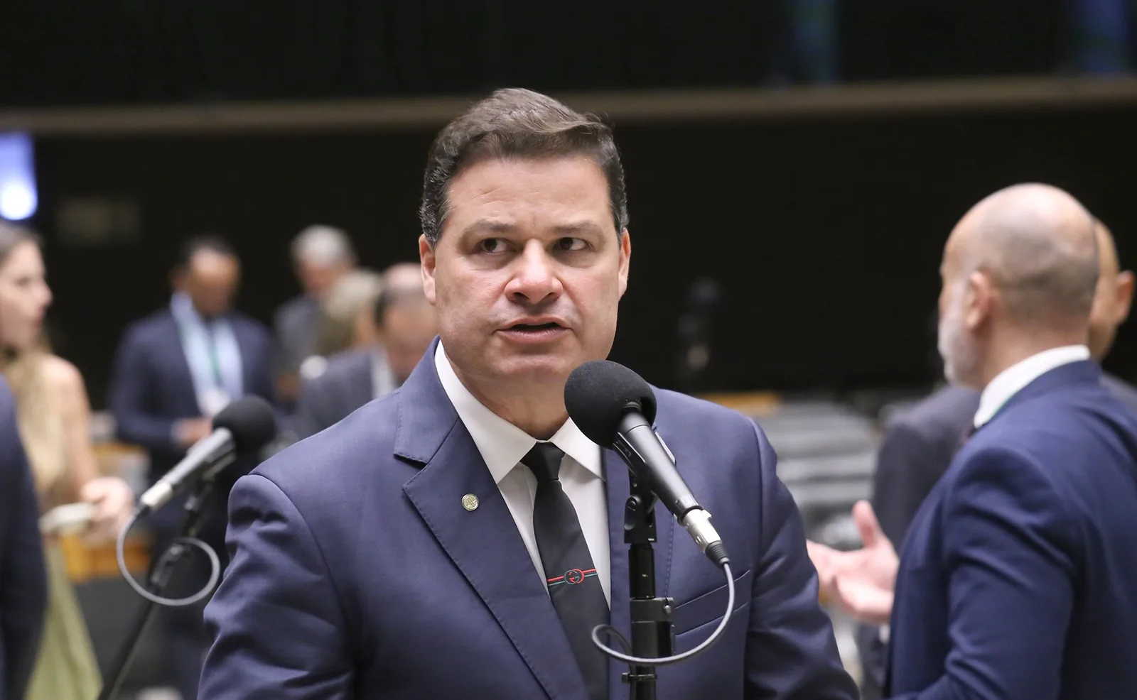 Sandro Alex promete ampliar escolas cívico-militares no Paraná em 2026